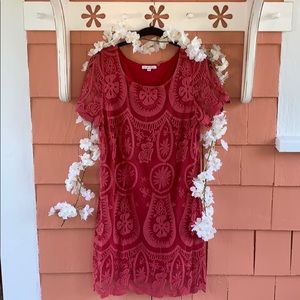 🌺 On the Road | Lace Dress